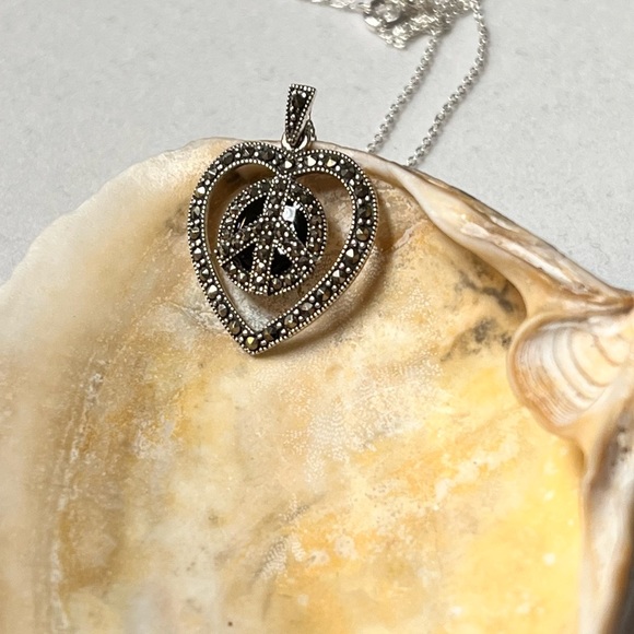 925 Sterling Silver. Marcasite. Necklace - Picture 6 of 8